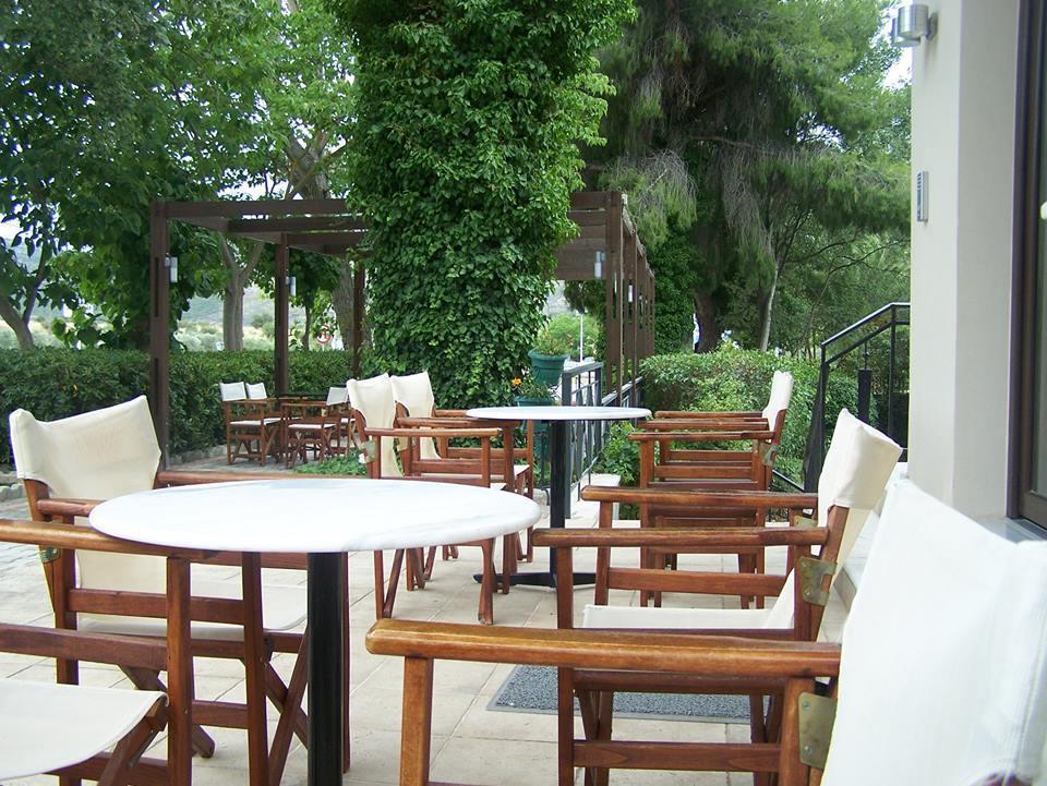 Avaton Hotel Ligourión Exterior foto