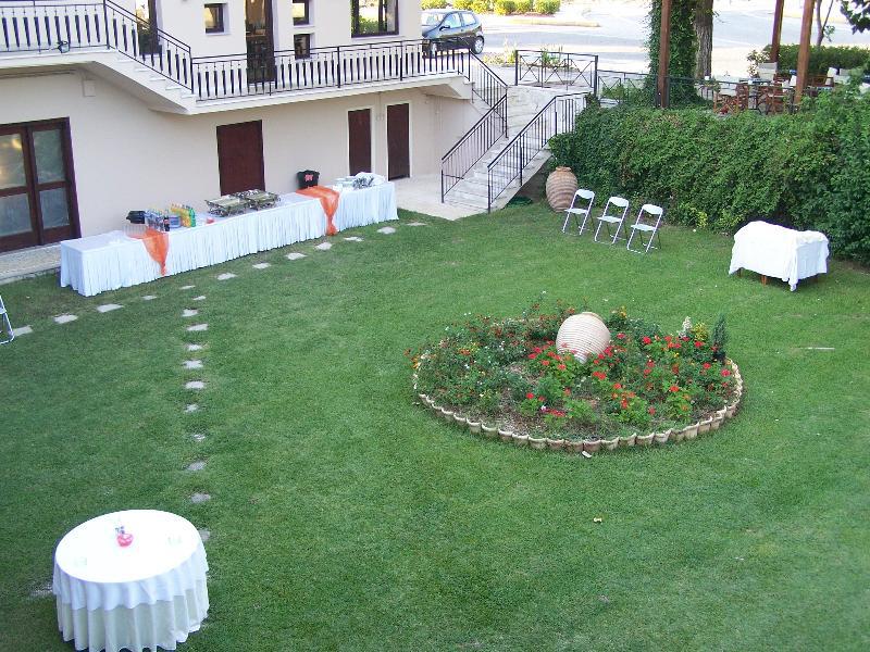 Avaton Hotel Ligourión Exterior foto